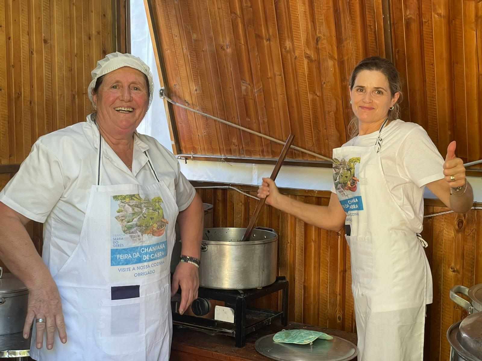 received 677683630746881